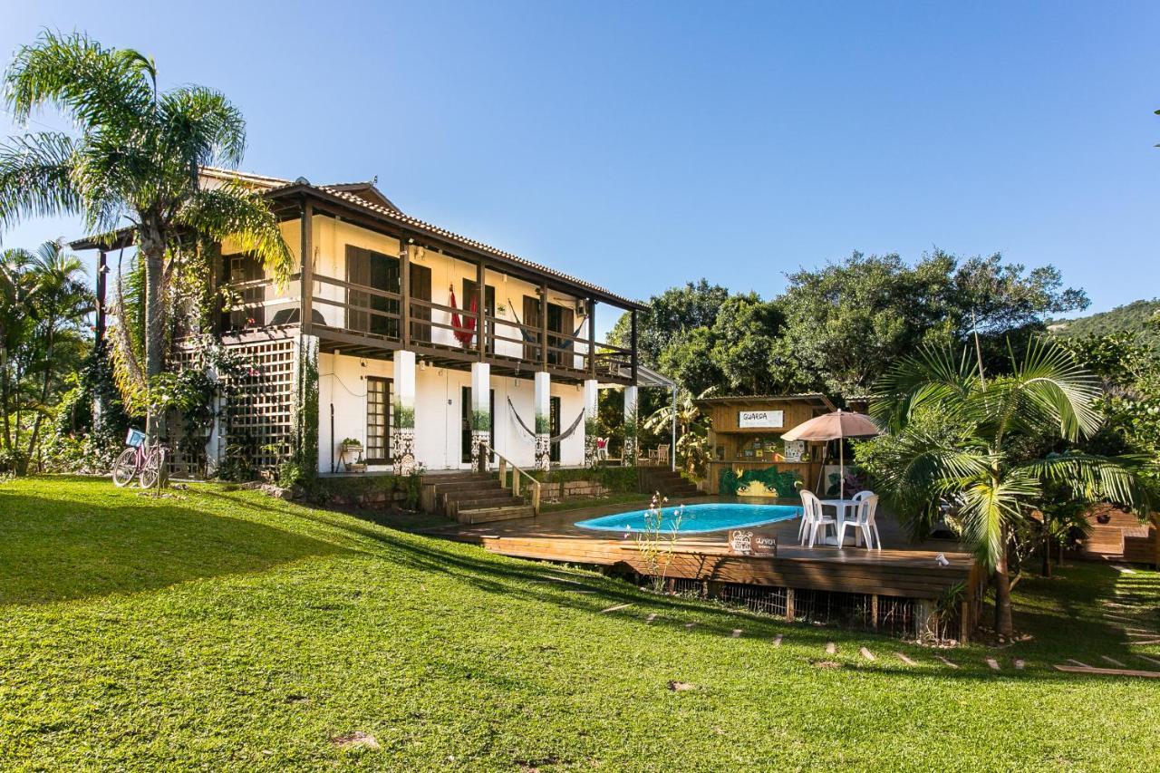 Pousada Guarda Beach House Guarda do Embau Exterior photo